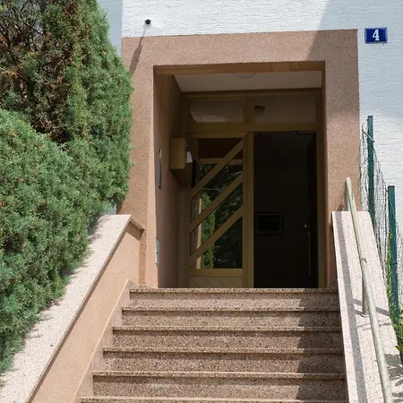 Apartment With A Parking Space Malinska, Krk - 19280 Malinska