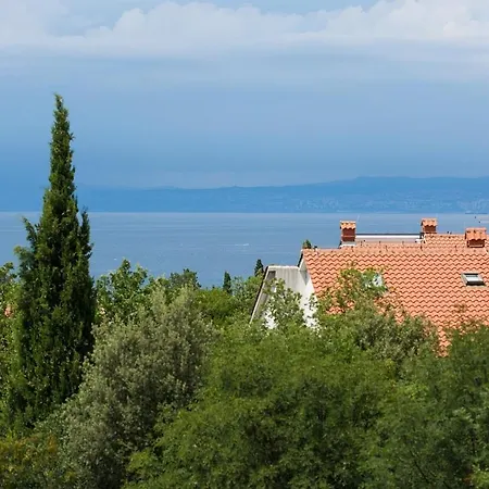 Apartment With A Parking Space Malinska, Krk - 19280 Malinska