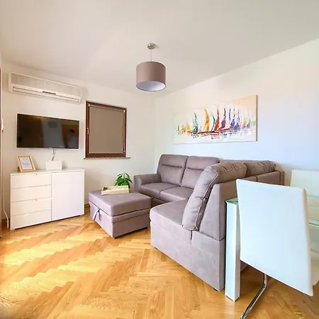 With A Parking Space Malinska, Krk - 19280 *